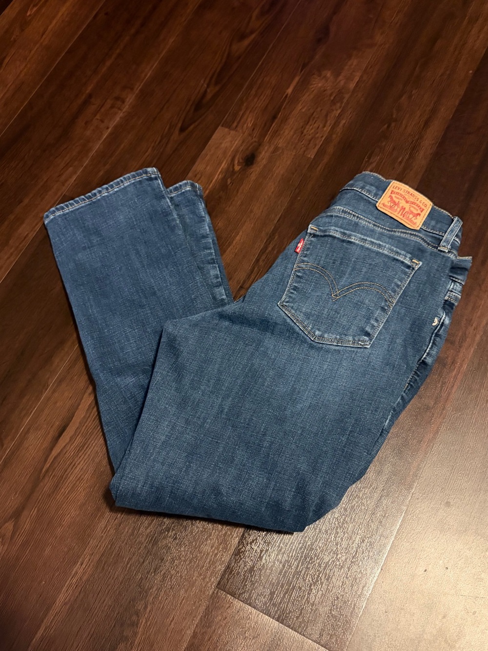 Levi's Women's Classic Blue Straight-Leg Jeans
